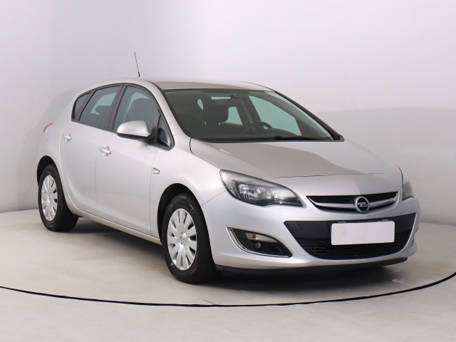 Opel Astra 2013