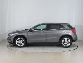Mercedes-Benz GLA - 2017