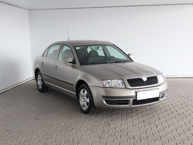 Škoda Superb 2007
