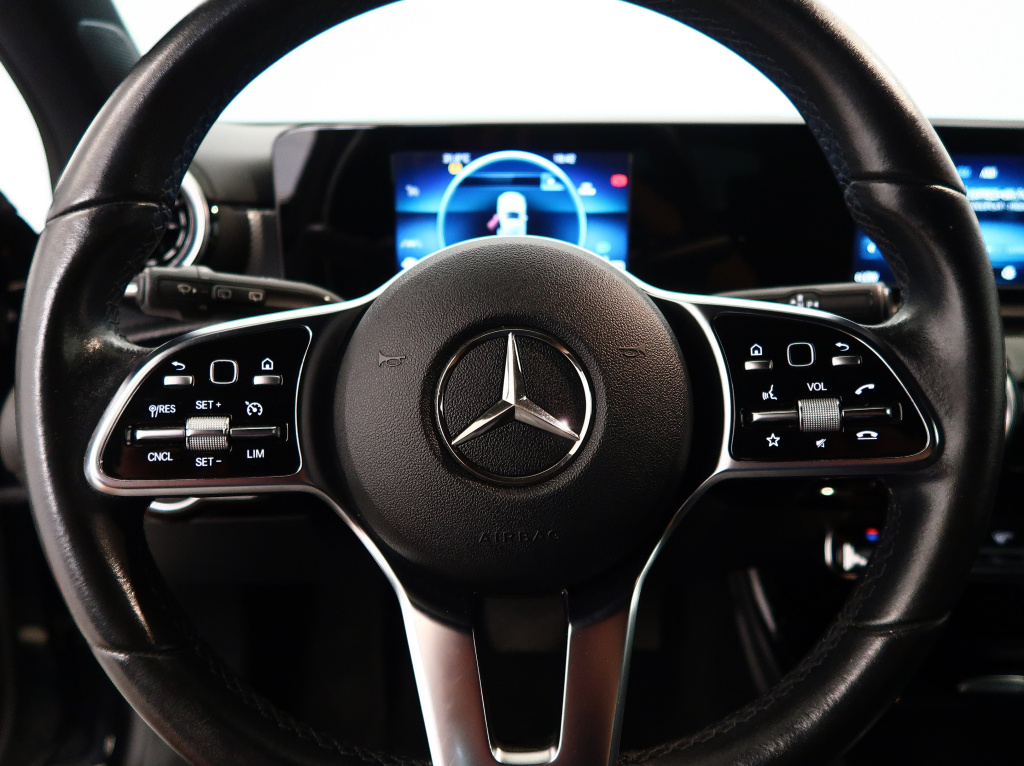 Mercedes-Benz A