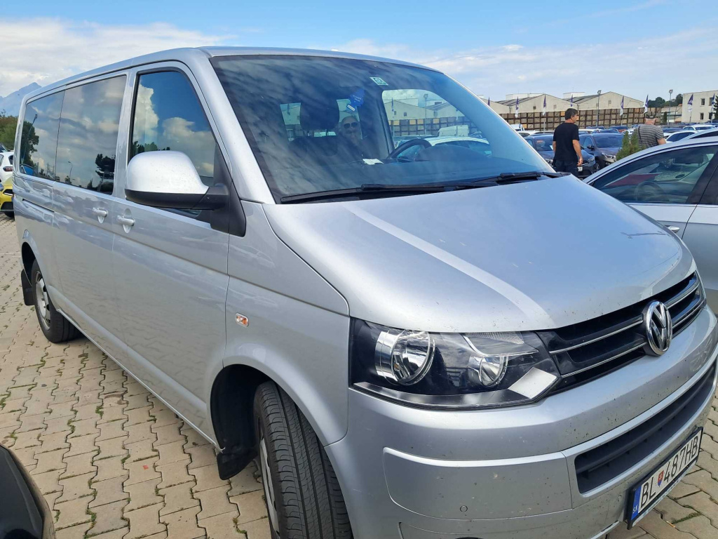Volkswagen Caravelle
