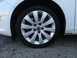 Opel Astra 2012