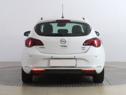 Opel Astra 2012