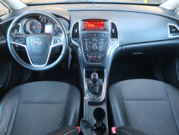 Opel Astra 2012