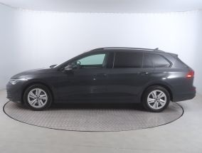 Volkswagen Golf - 2021