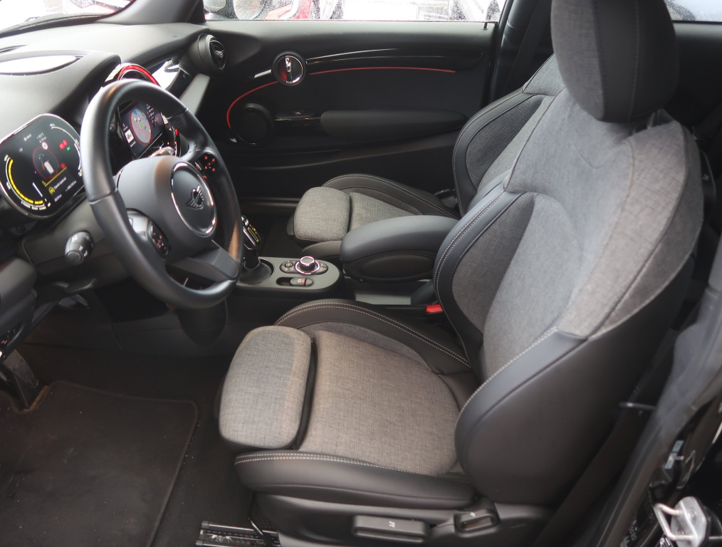 MINI 3-door