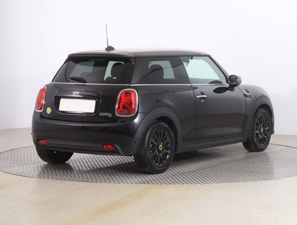 MINI 3-door