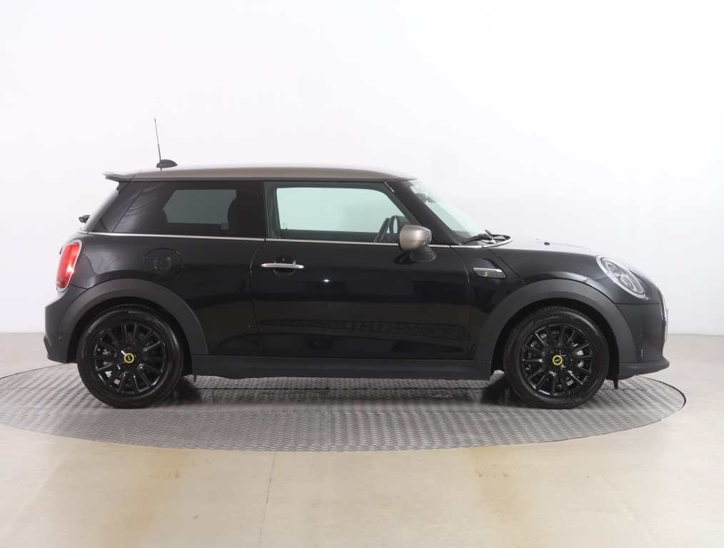 MINI 3-door