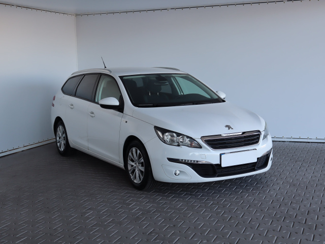 Peugeot 308 2016