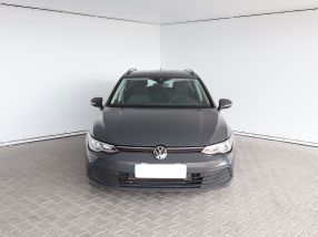 Volkswagen Golf - 2021