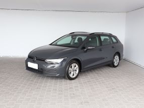 Volkswagen Golf - 2021