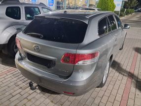 Toyota Avensis - 2011