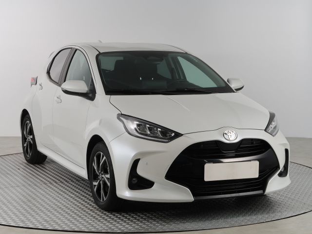 Toyota Yaris, 2024