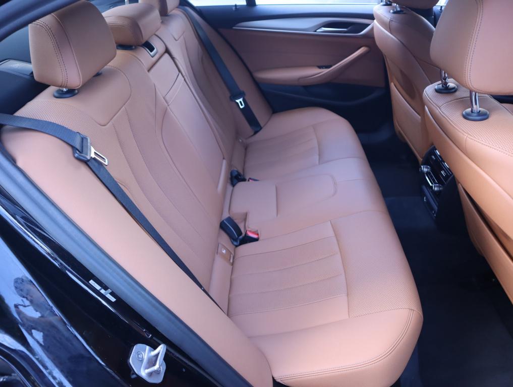 BMW 5