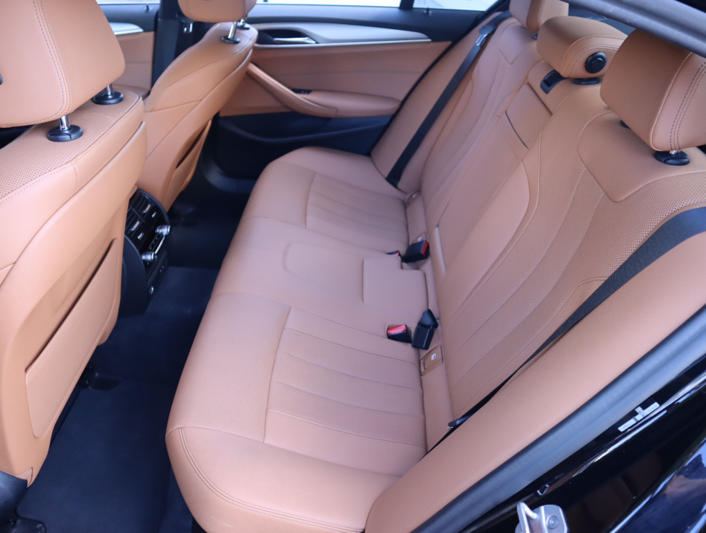 BMW 5