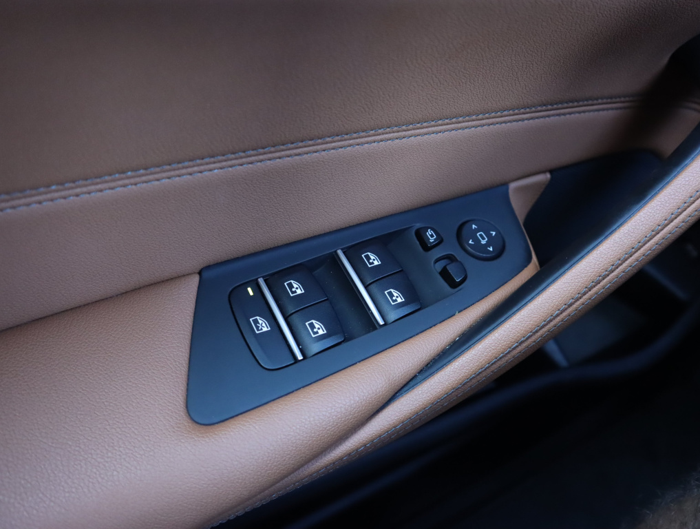 BMW 5