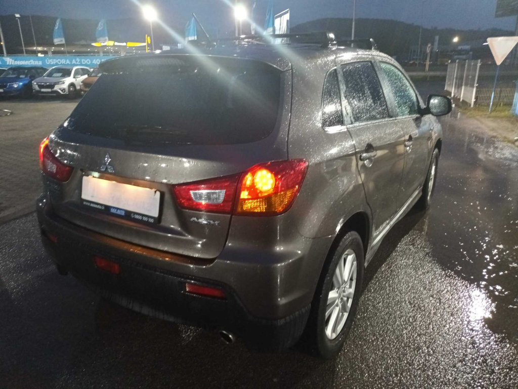 Mitsubishi ASX