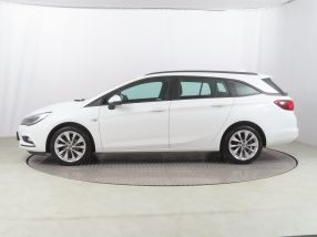 Opel Astra - 2017