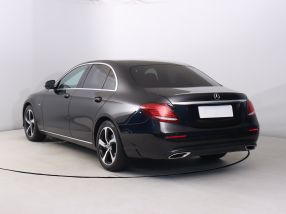 Mercedes-Benz E - 2019