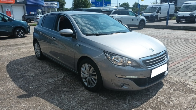 Peugeot 308 2015