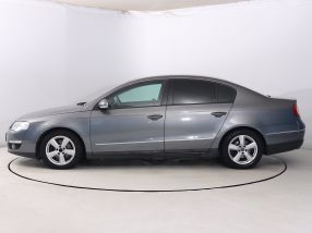 Volkswagen Passat - 2006