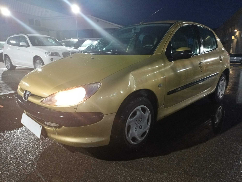 Peugeot 206