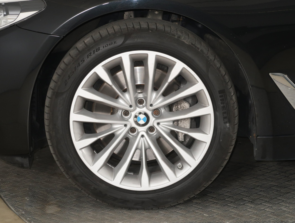 BMW 5
