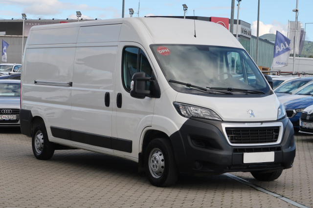 Peugeot Boxer 2021
