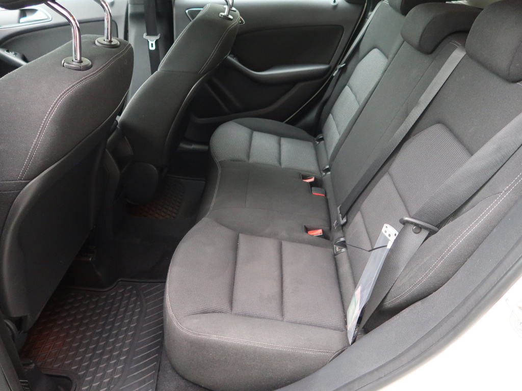 Mercedes-Benz B
