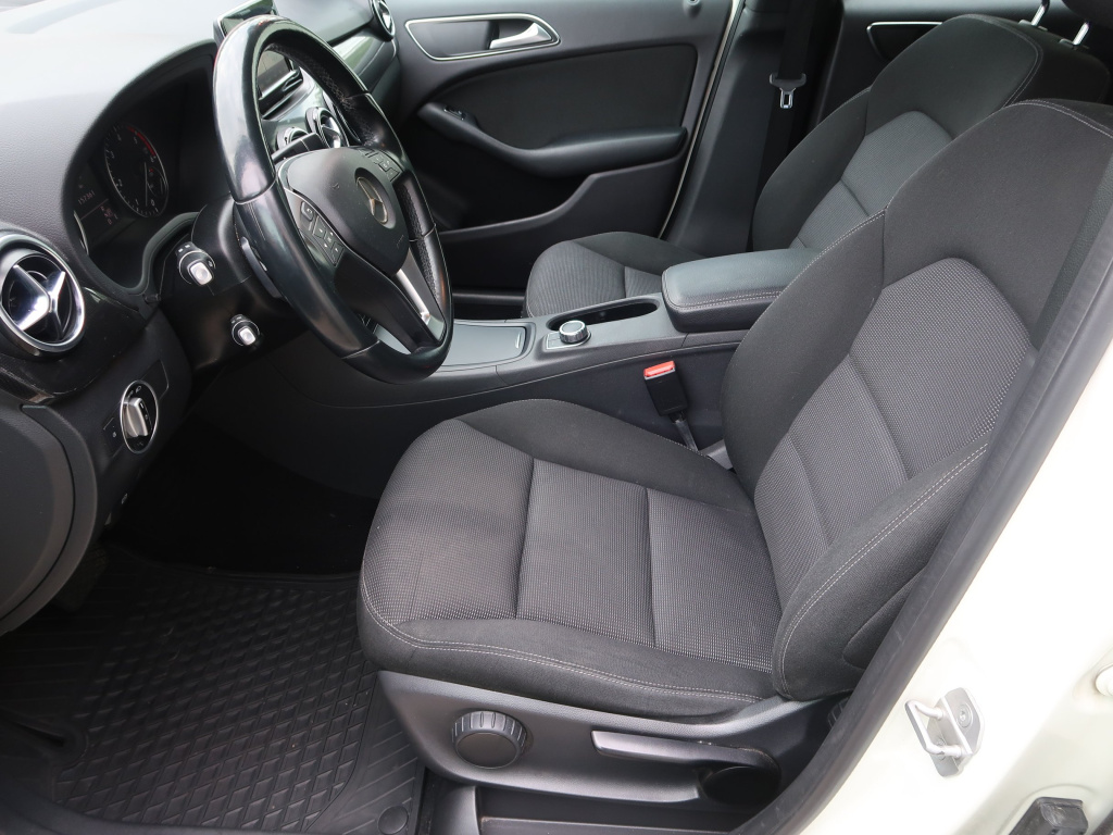 Mercedes-Benz B