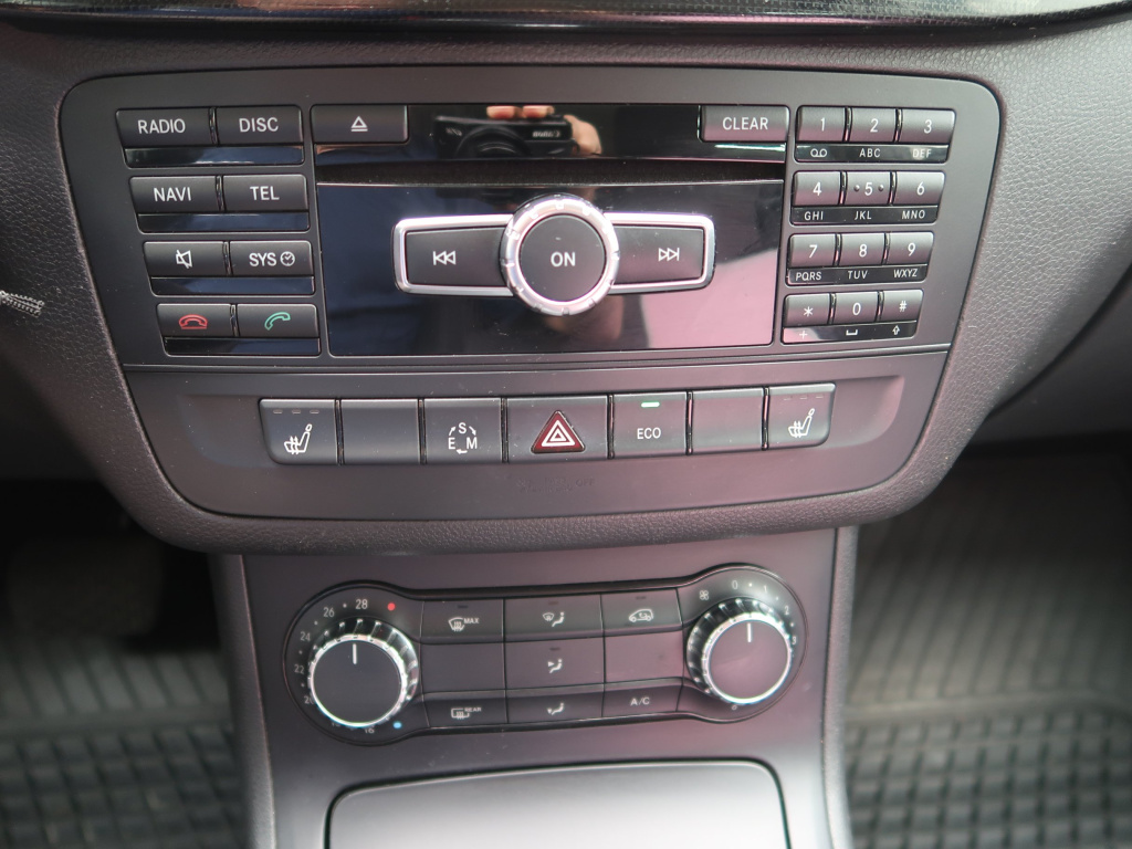 Mercedes-Benz B