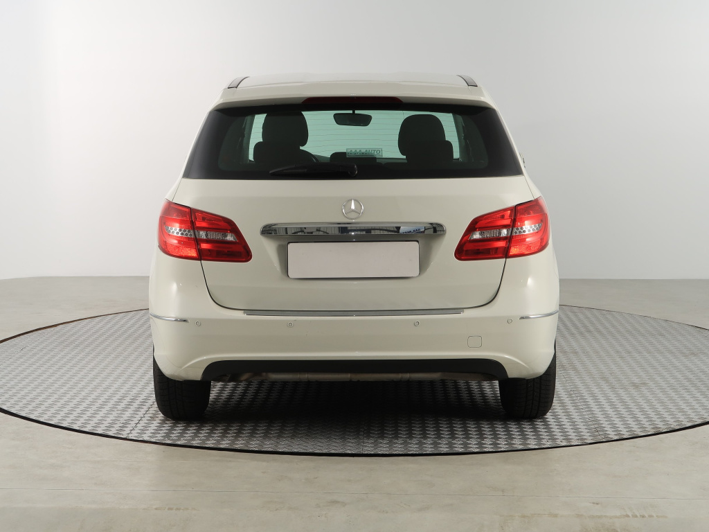 Mercedes-Benz B