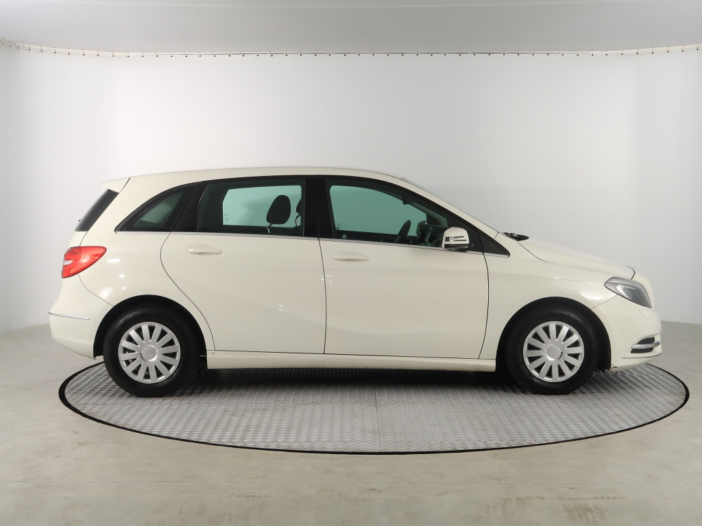 Mercedes-Benz B