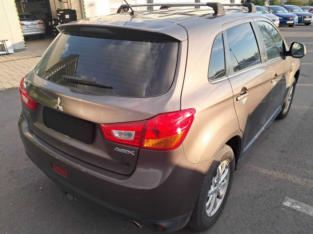 Mitsubishi ASX