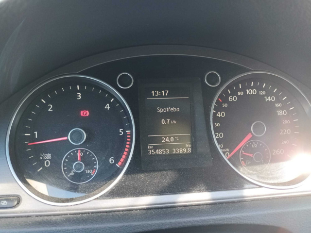 Volkswagen Passat 2011