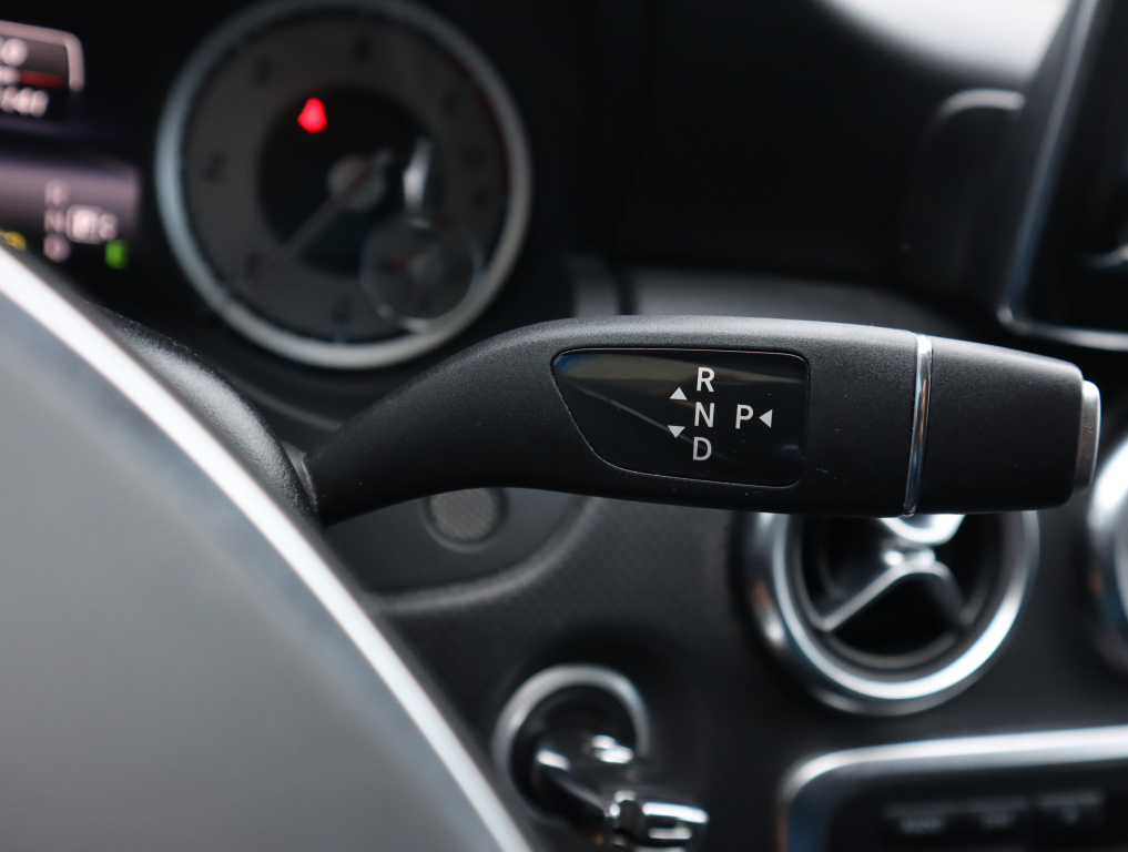 Mercedes-Benz A
