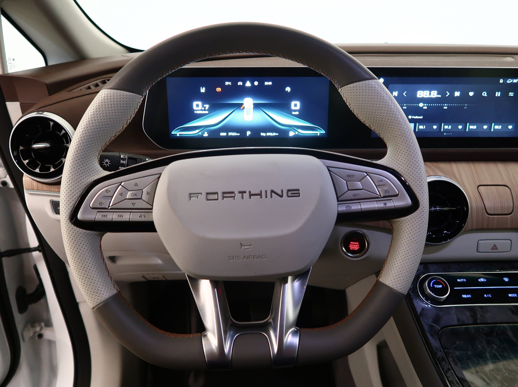 Dongfeng U-Tour