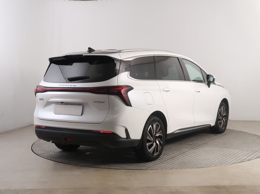 Dongfeng U-Tour