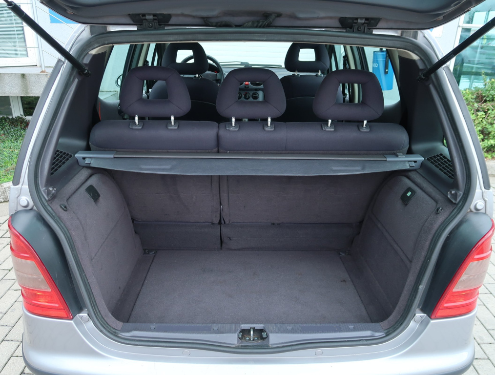 Mercedes-Benz A
