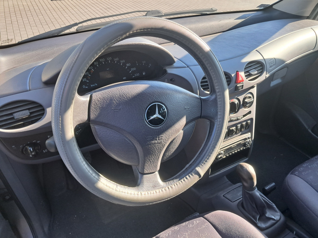 Mercedes-Benz A