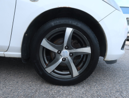 Mazda 2 2010