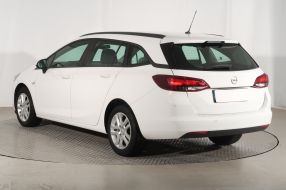 Opel Astra - 2016