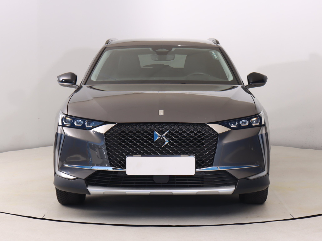 DS 4