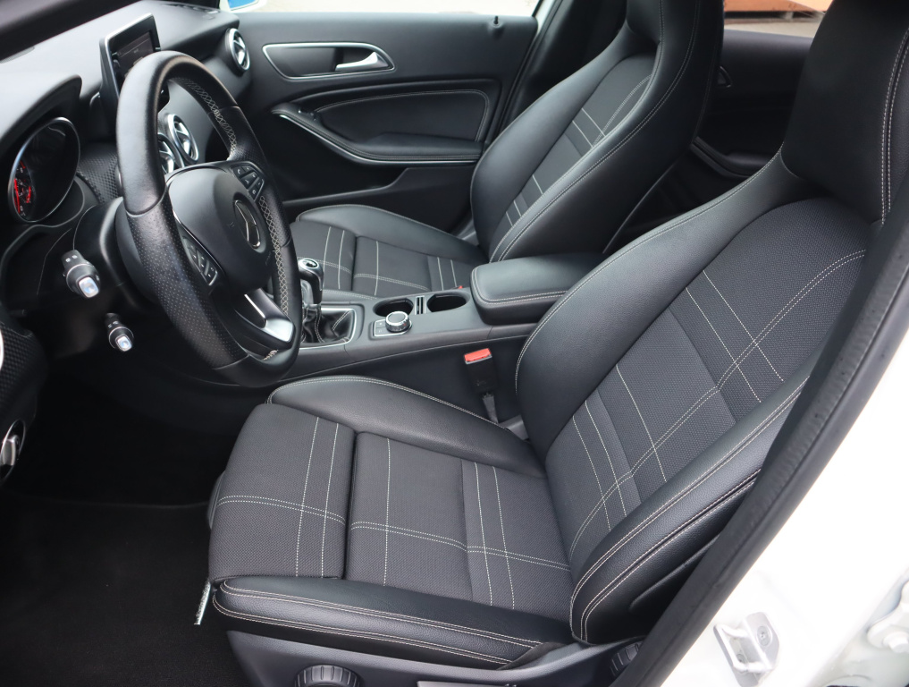 Mercedes-Benz A