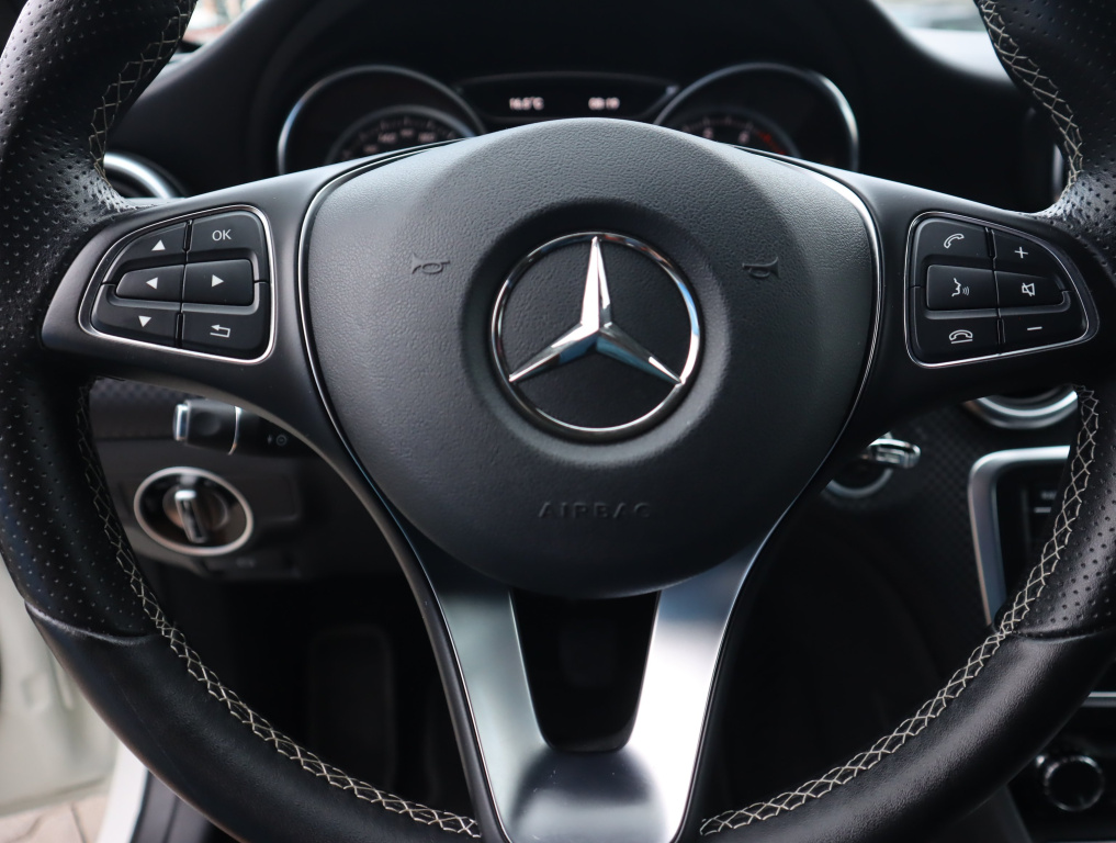 Mercedes-Benz A