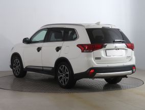 Mitsubishi Outlander - 2018