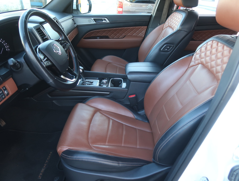 Ssang Yong Rexton