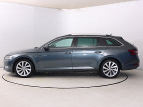 Skoda Superb - 2019