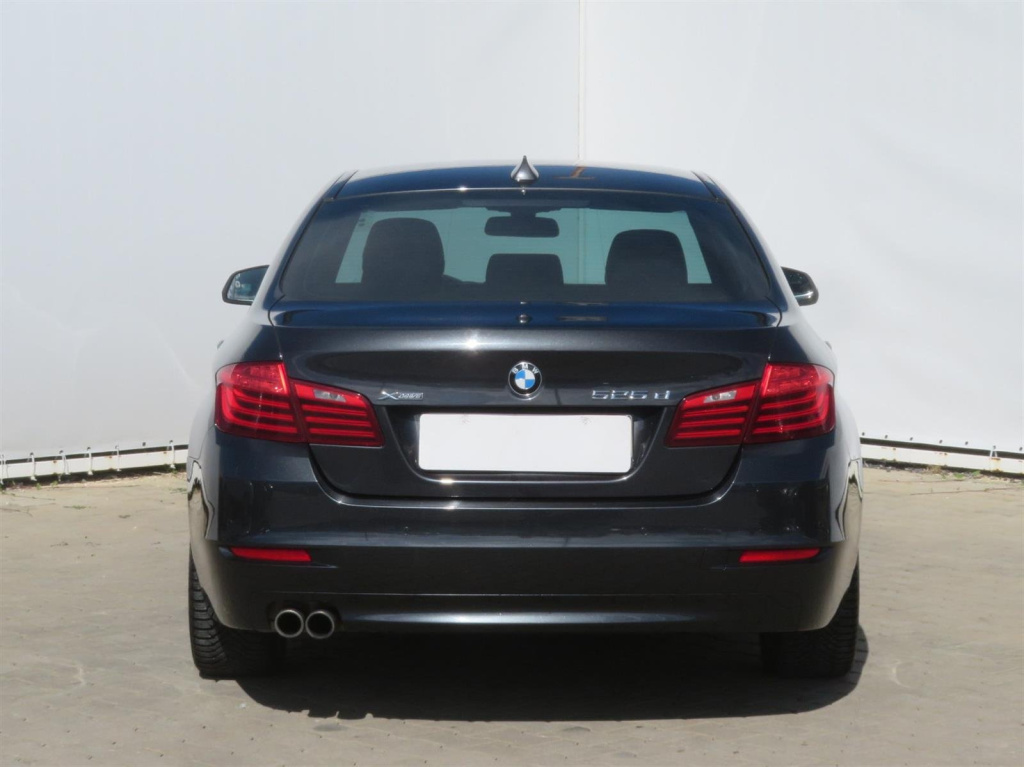 BMW 5