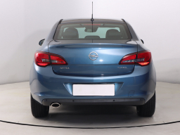 Opel Astra 2013